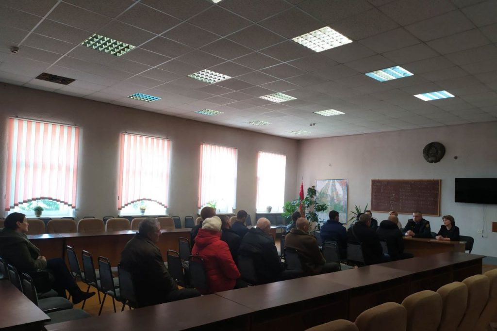 Мероприятие с гражданами, состоящими на учёте в Дзержинском РОВД в рамках акции "Дом без насилия"