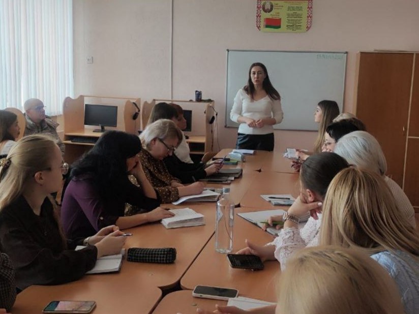 информационная кампания "Семья в центре заботы"