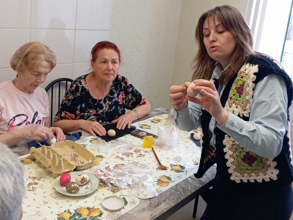 Мастер-класс по окрашиванию яиц