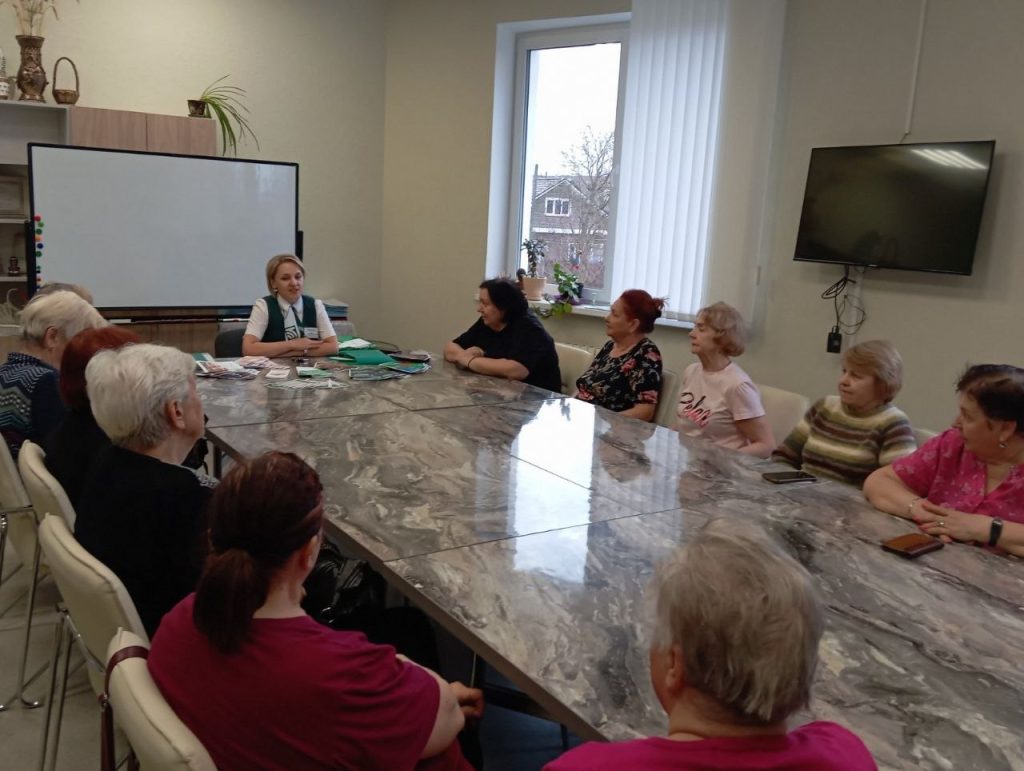 В рамках работы "Школы безопасности для граждан пожилого возраста