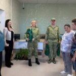 По доброй традиции в преддверии Дня знаний военнослужащие в/ч 1463 пришли к ребятам в отделение социальной реабилитации, абилитации инвалидов.