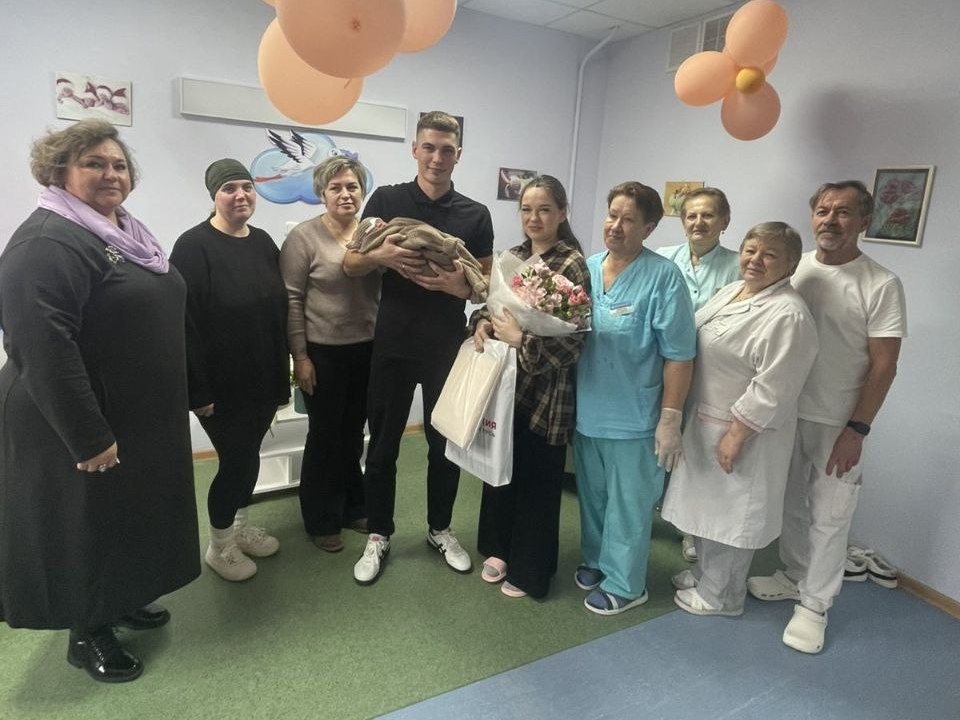 поздравили главу семейства Андрея Сергеевича с рождением дочери Амалии